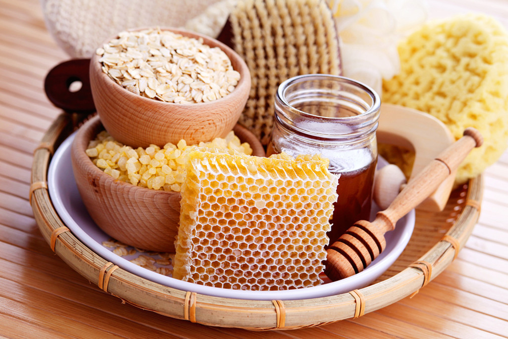 honey and spa treatment - beauty treatment